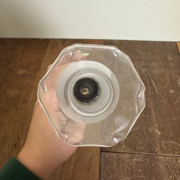 Vintage Hong Kong Metal Blue Glass Frosted‎ Hurricane Shade 10 inch Oil Lamp - Picture 8 of 11